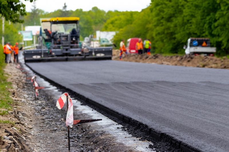 Commercial Asphalt Service detail